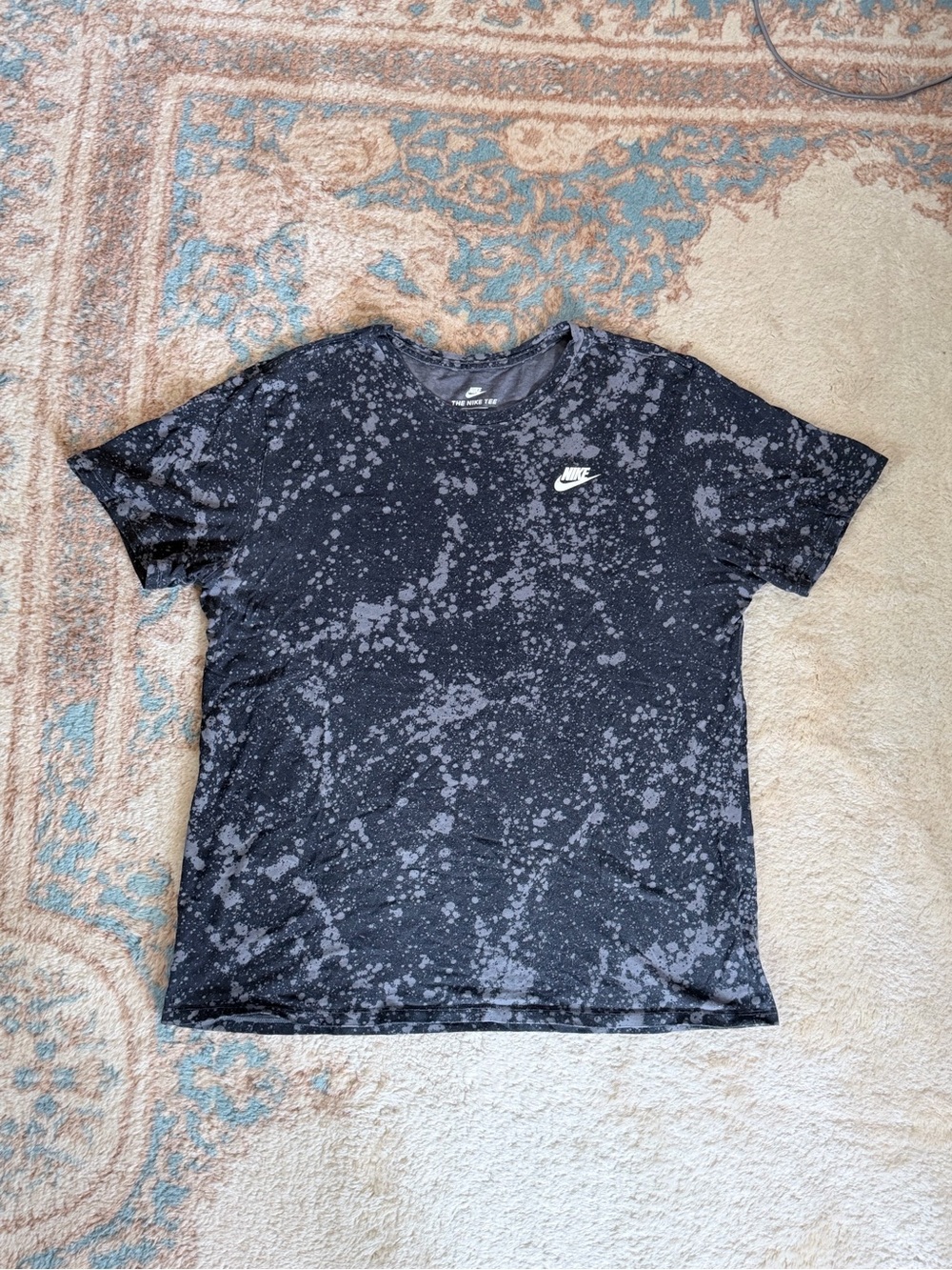 Nike black splatter tshirt sz xl